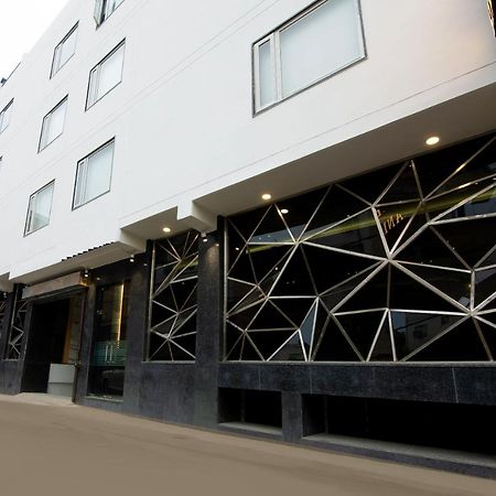 Hotel Stanley By Foxi Group- Near Delhi International Airport New Delhi Exterior photo