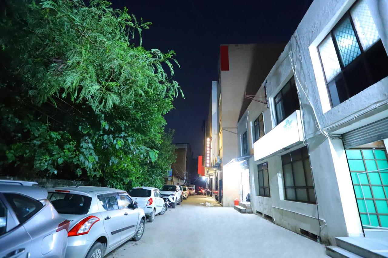 Hotel Stanley By Foxi Group- Near Delhi International Airport New Delhi Exterior photo